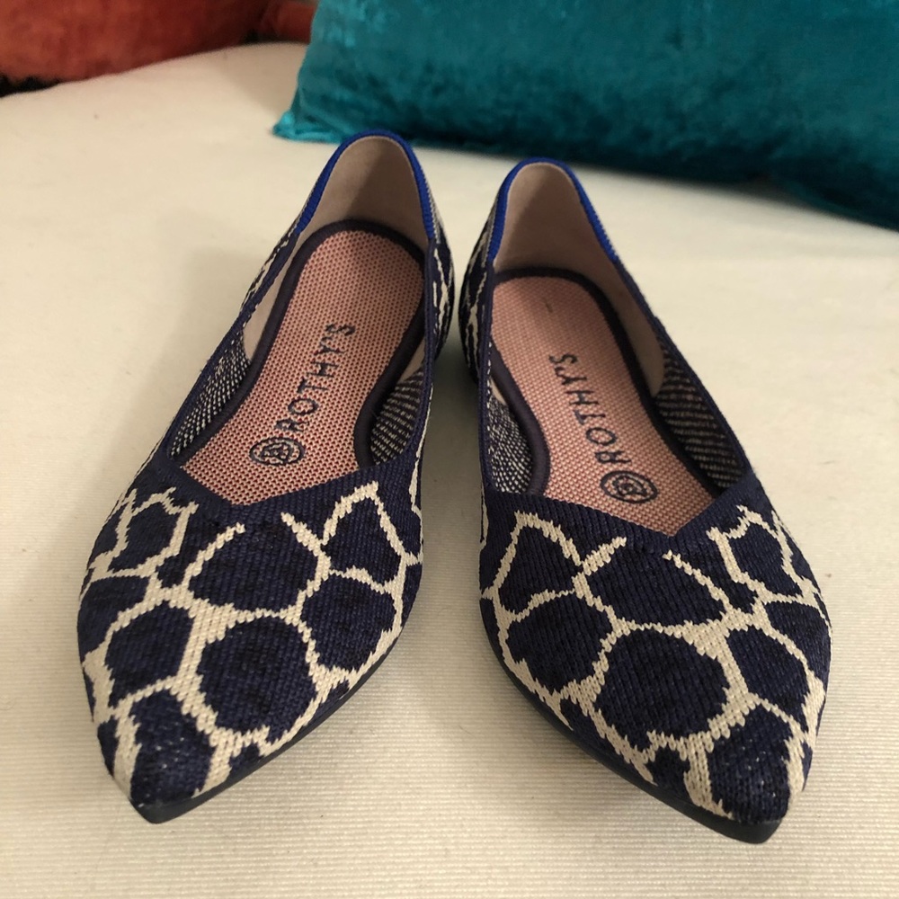 Indigo giraffe Rothys size 7